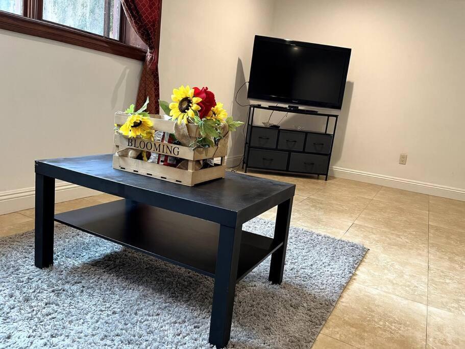 Holiday At Halliday Los Angeles Extérieur photo